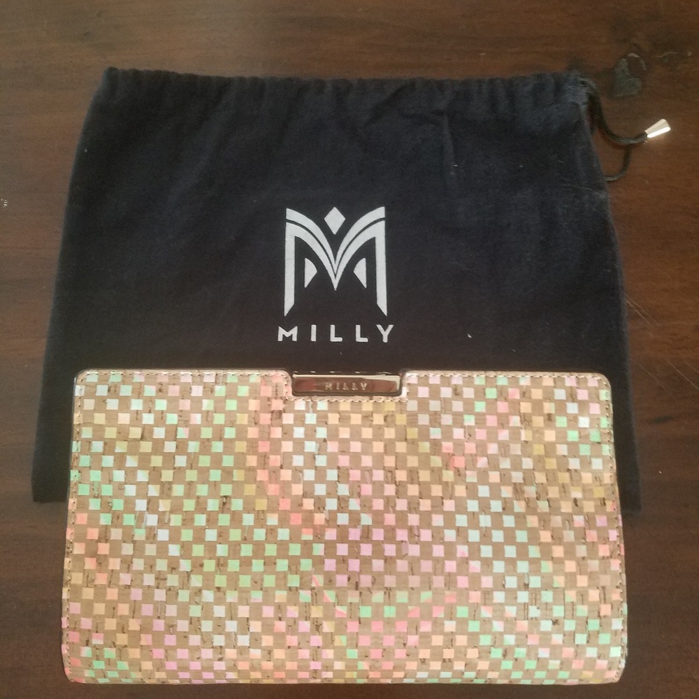 MILLY Geo cork small clutch